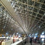 Flight arrivals at paris charles de gaulle airport