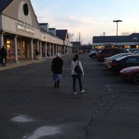 nike outlet aurora farms