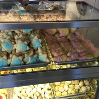 Bea's Bakery - Tarzana - Tarzana, CA