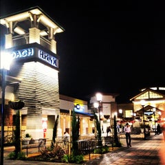 Photo taken at San Francisco Premium Outlets by Neland M. on 11/9/2012