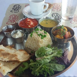 Everest Indian Restaurant corkage fee 