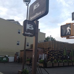 Breadbox Cafe