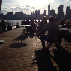 LIC Landing by COFFEED