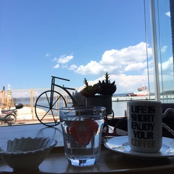 Veranda Coffee & Breakfast