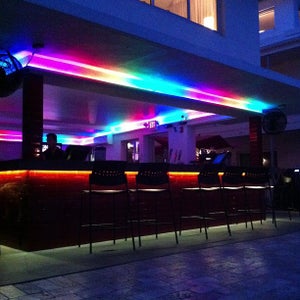 Photo of Royal Palms Resort