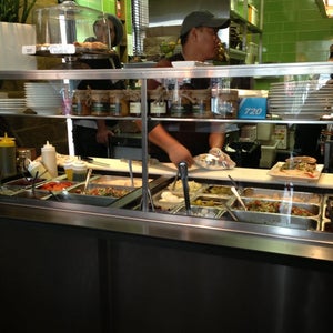 Taïm Falafel and Smoothie Bar