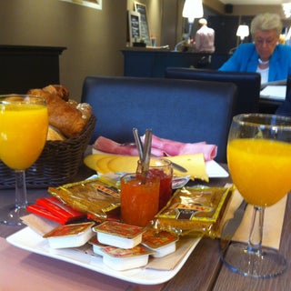 breakfast photo