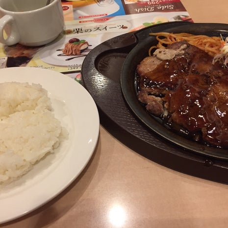 Gusto (ガスト 上板橋店)