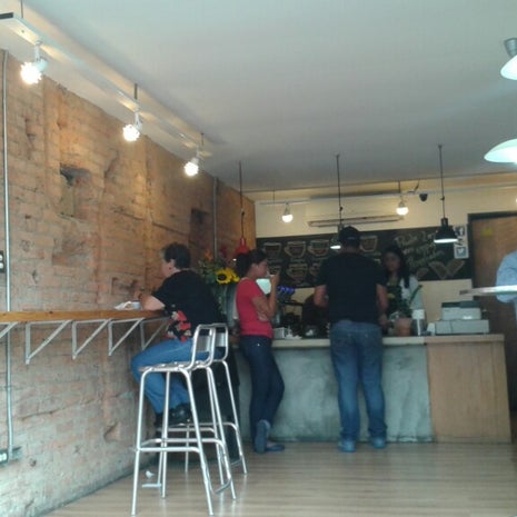Artesano Cafetería Plaza Bolívar