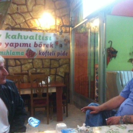 Menekşe Manti Evi