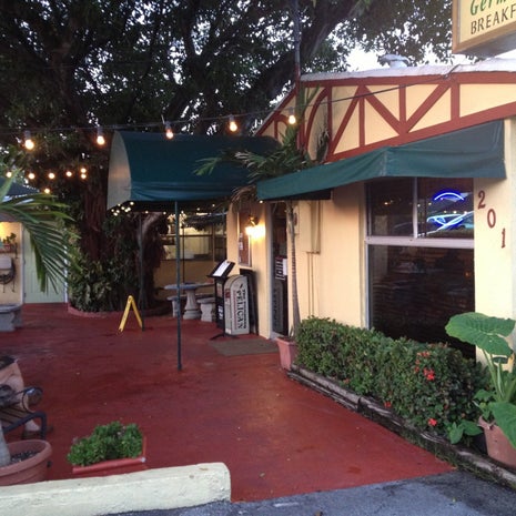 Cypress Nook German American Restaurant