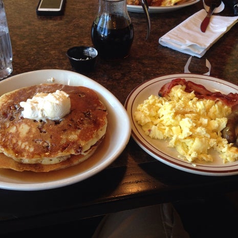 Brigs at the Crossing Restaurant