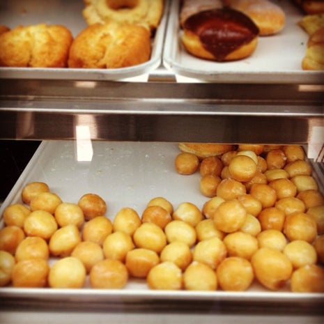 Wendi's Donuts & Deli