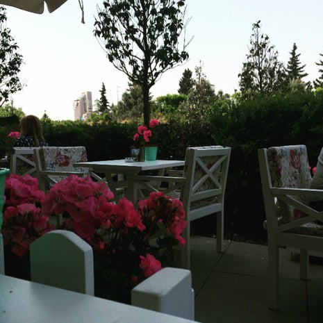 Alaçatı Muhallebicisi