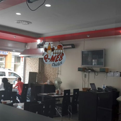 Q-mes Chicken Restaurant