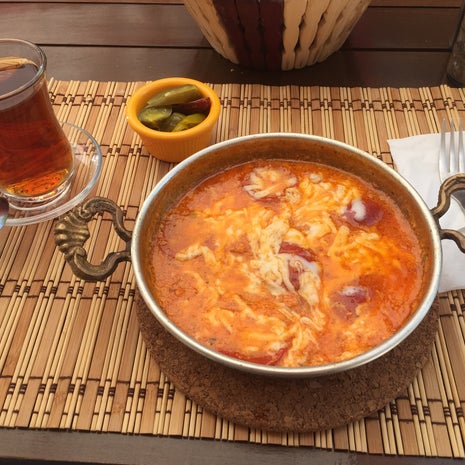 Kral Menemen