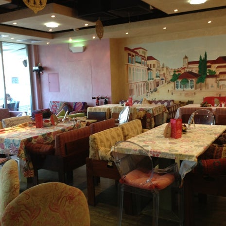 Zyara Cafe