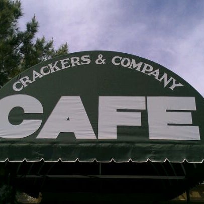Crackers & Co. Café