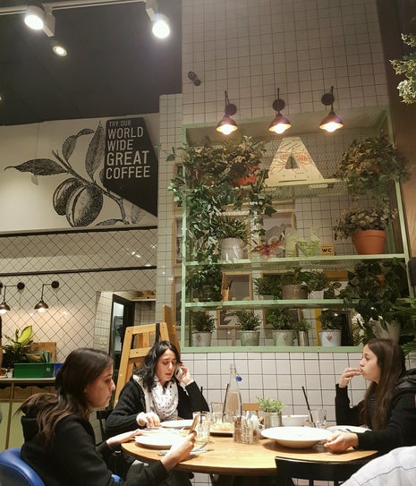 Greg Cafe ביג