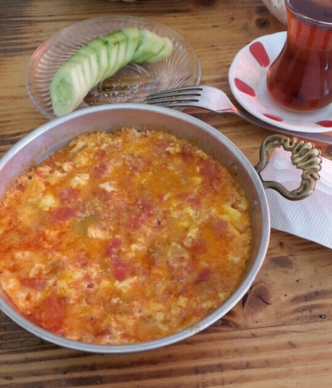 Meydan Kahvaltı ve Çay Evi