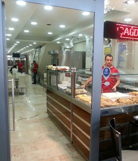 Çağdaş Börek Salonu