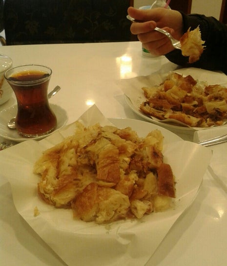 Özhamur Börek