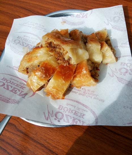 Özen Börek