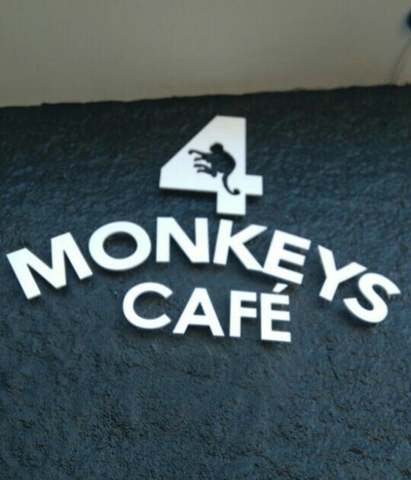 4 Monkeys Café