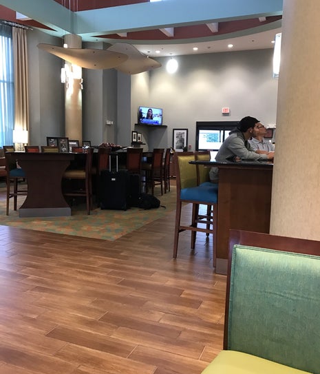 Hampton Inn Breakfast Room
