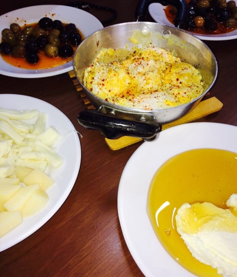 Hacı Baba Bal Kahvaltı Salonu