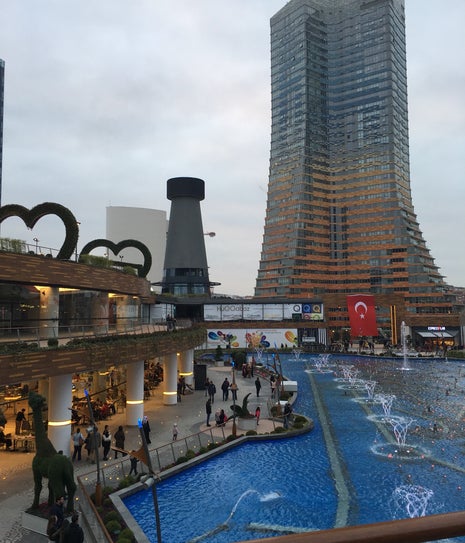 Emirgan Sütiş