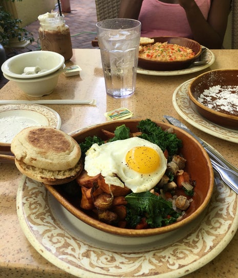 Another Broken Egg Cafe