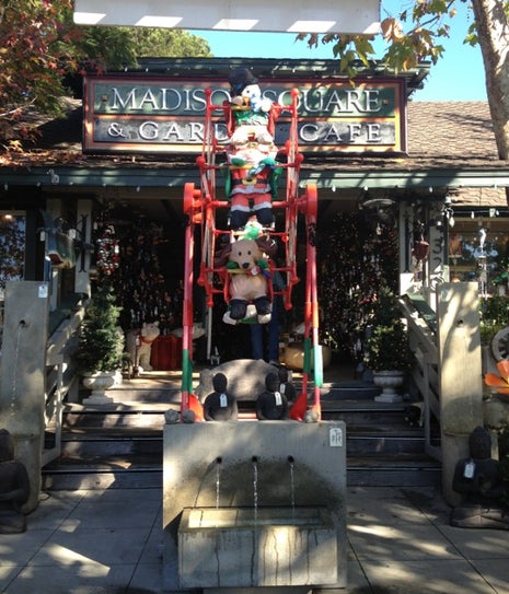 Madison Square & Garden Cafe