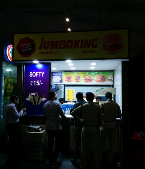 Jumbo King Vada Pav