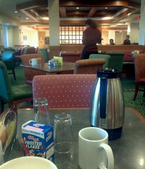 Breakfast Bar at Courtyard