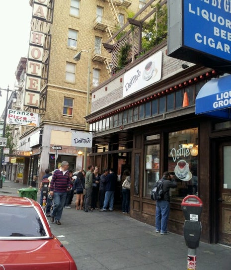 Dottie's True Blue Cafe