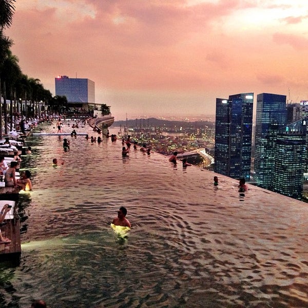 Where's Good? Holiday and vacation recommendations for Singapore, Singapore. What's good to see, when's good to go and how's best to get there.