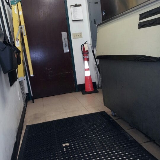 Oak Grove 8 Cinemas Indie Movie Theater in Milwaukie