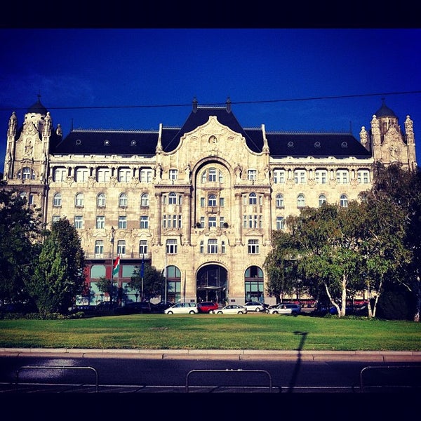 Where's Good? Holiday and vacation recommendations for Budapest, Hungary. What's good to see, when's good to go and how's best to get there.