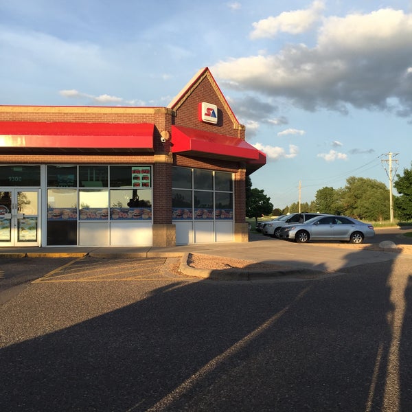 SuperAmerica Gas Station in Brooklyn Park