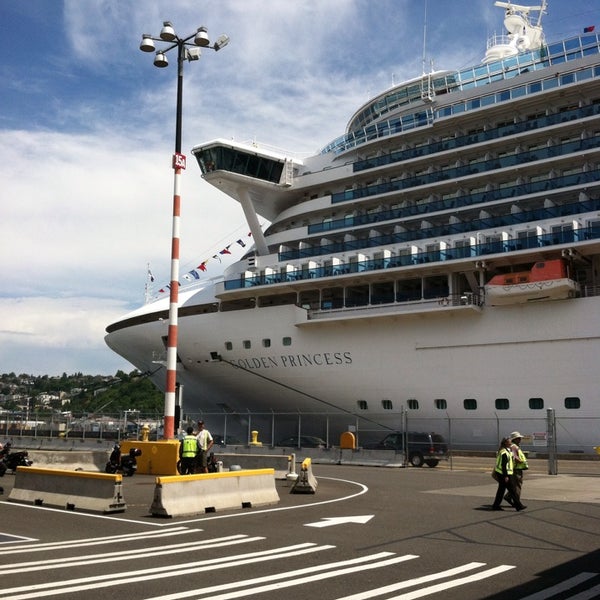 Hotel Near Seattle Cruise Port Terminal, Pier 66, and Pier 91