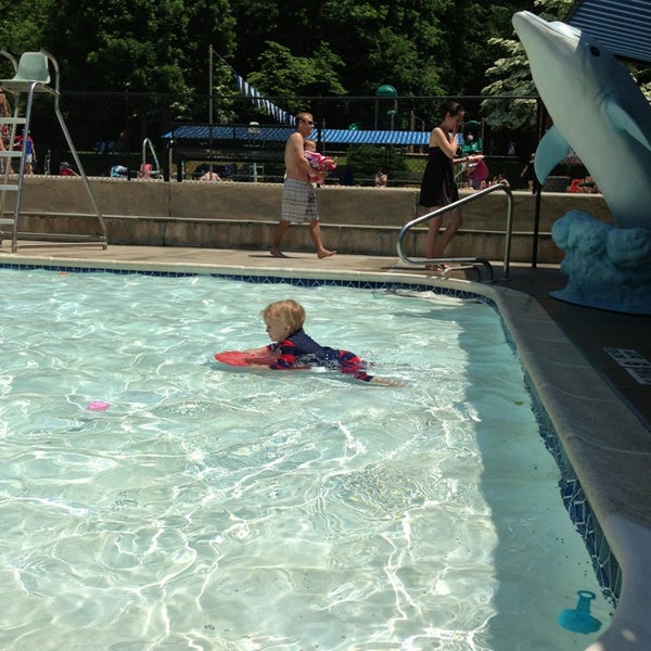 swim lessons westwood