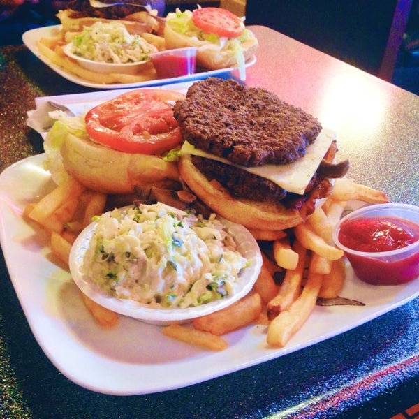 BG's Old Tyme Deli American Restaurant in Cape Girardeau