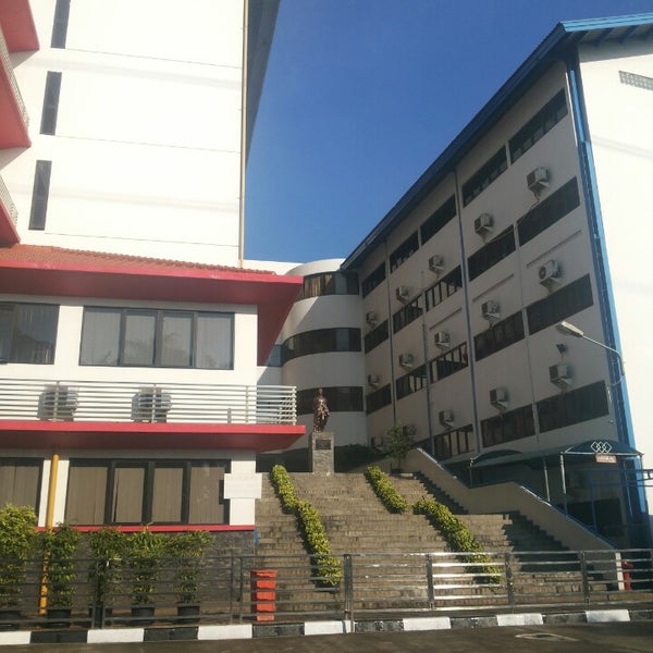 Sekolah Santo Yakobus - School in Kelapa Gading