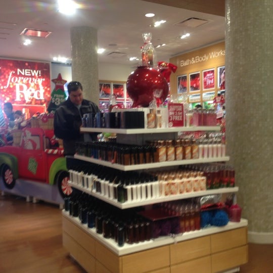 Bath & Body Works - Cosmetics Shop in New York