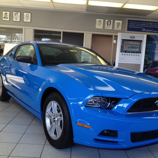 Murphy Ford Auto Dealership in Chester