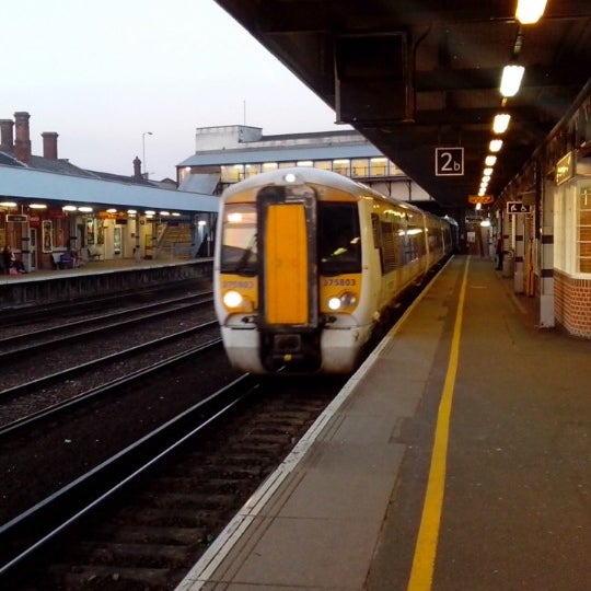 Tonbridge Railway Station (TON) - Barden Road