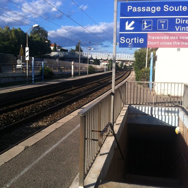 Gare SNCF du Cros de Cagnes - Train Station in Cagnes-sur-Mer