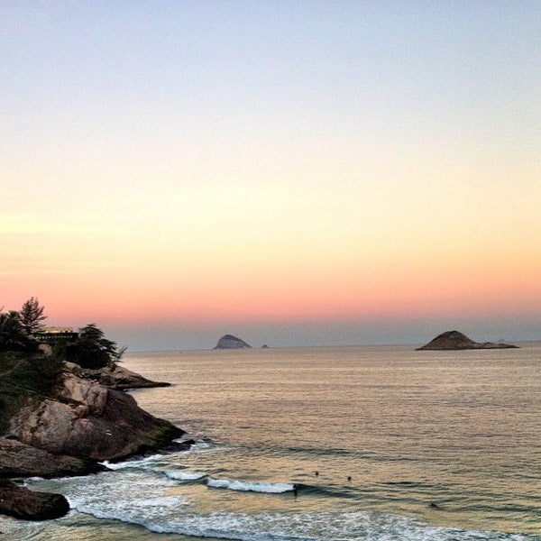 Where's Good? Holiday and vacation recommendations for Rio De Janeiro, Brazil. What's good to see, when's good to go and how's best to get there.