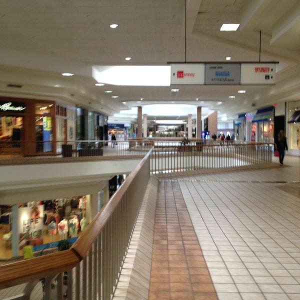 Food Court Rogue Valley Mall Food Court Rogue Valley Mall